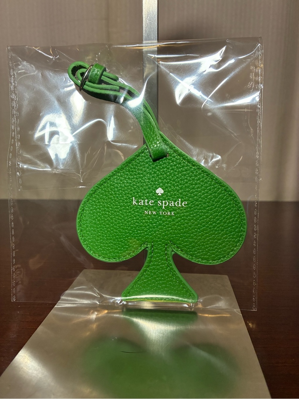 kate spade bright green spade luggage tag